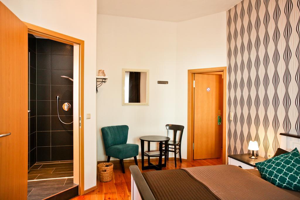 Pension & Ferienwohnung Oberhof 810 M ภายนอก รูปภาพ