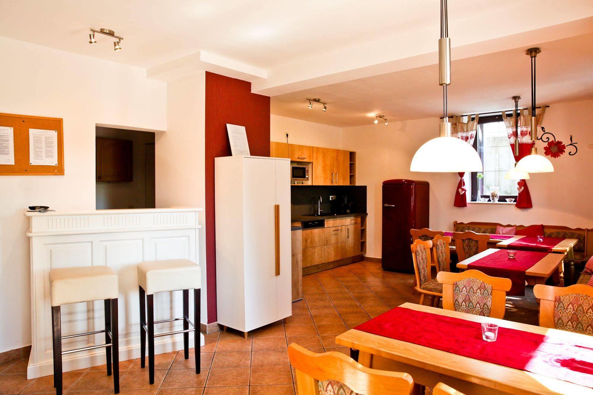 Pension & Ferienwohnung Oberhof 810 M ภายนอก รูปภาพ