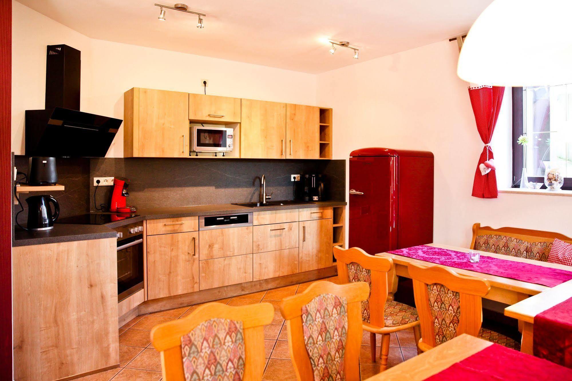 Pension & Ferienwohnung Oberhof 810 M ภายนอก รูปภาพ
