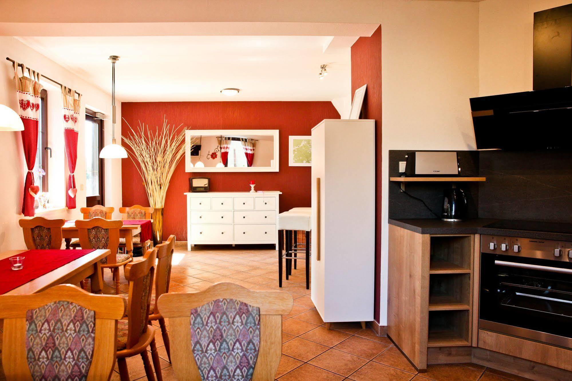 Pension & Ferienwohnung Oberhof 810 M ภายนอก รูปภาพ