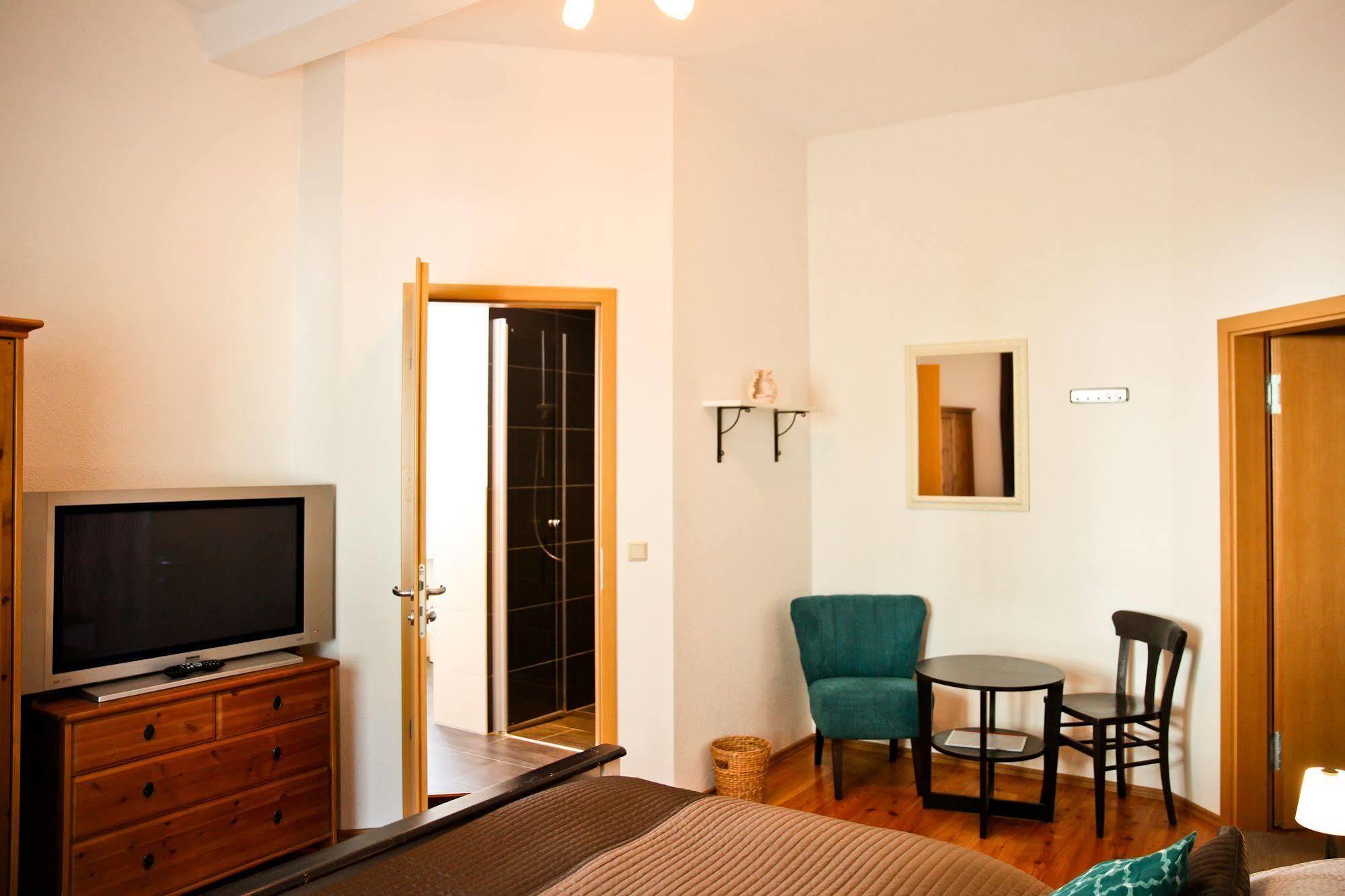 Pension & Ferienwohnung Oberhof 810 M ภายนอก รูปภาพ